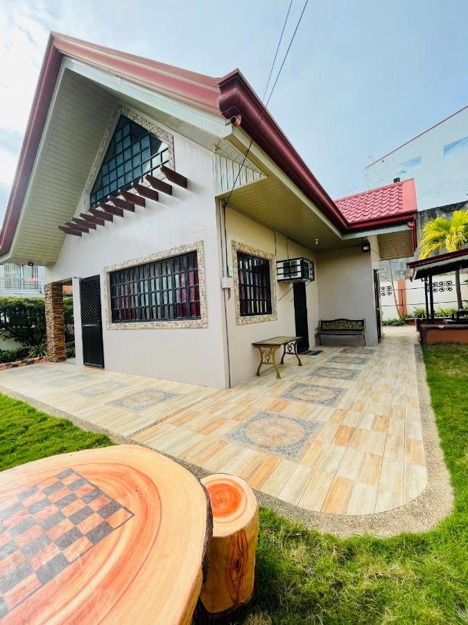 Resthouse Fully Airconditioned W/ Private Parking Villa Tuguegarao Exterior foto