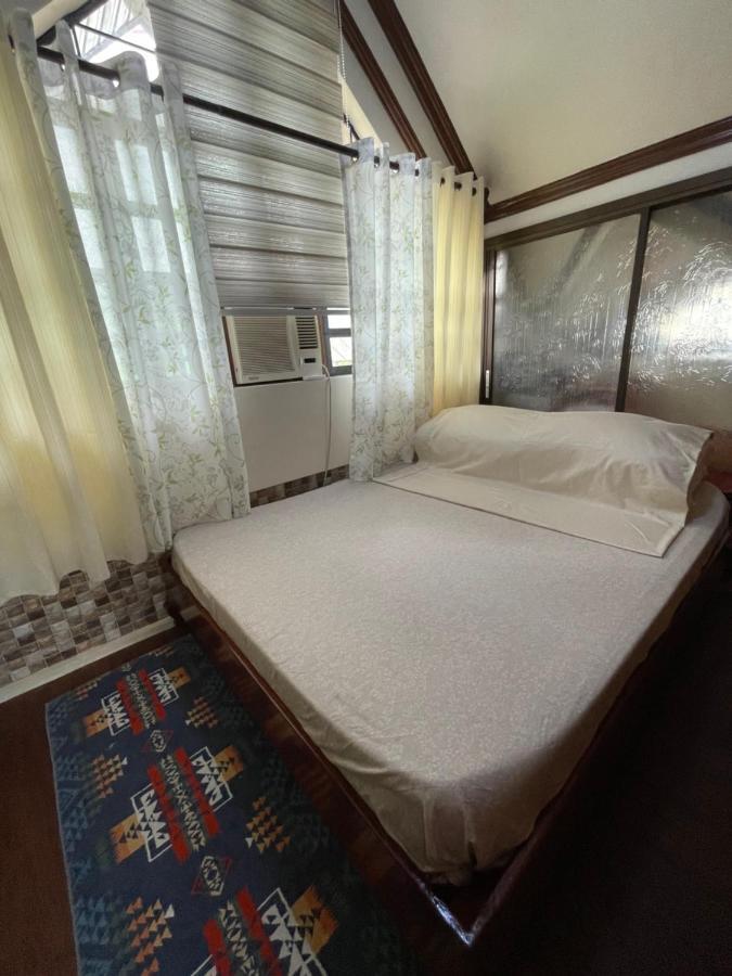 Resthouse Fully Airconditioned W/ Private Parking Villa Tuguegarao Exterior foto